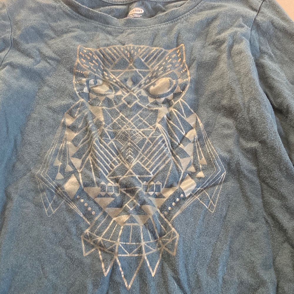 Old Navy Blue Long Sleeve Kids Tee - Picture 2 of 4